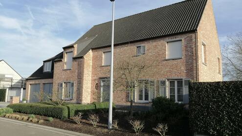 Nieuwbouw woning (klassiek) TV