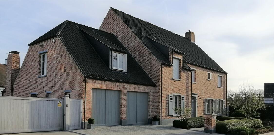 Nieuwbouw woning (klassiek) TV